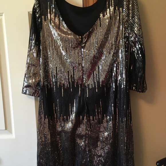 Glitter shiny party dress. - Picture 3 of 3